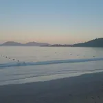 Pe Na Areia Praia Da Fortaleza Ubatuba